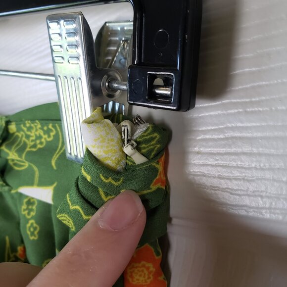 Modcloth Green Floral Retro Pleated Skirt Size S - Picture 6 of 9